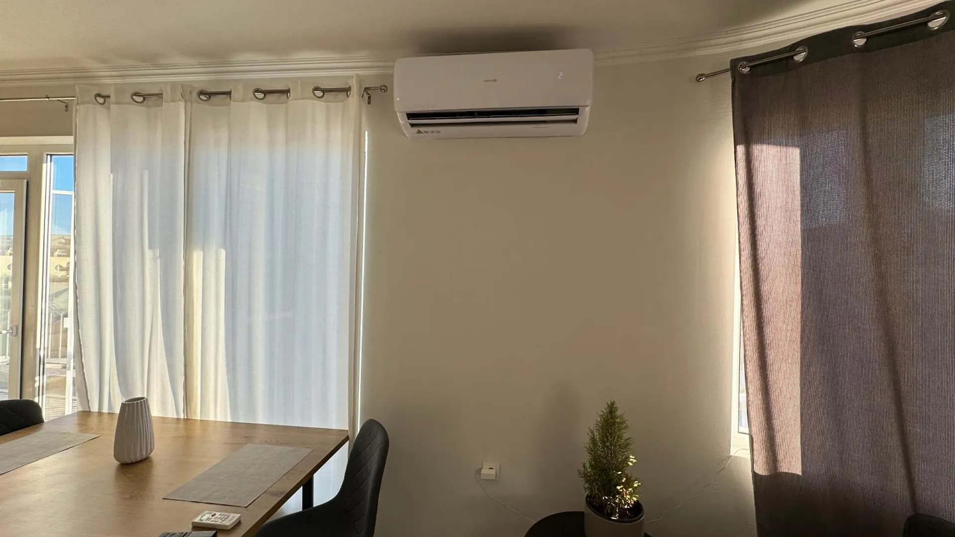 סאני ביץ' Aqua Blue Top Apartment 0*, סאני ביץ'